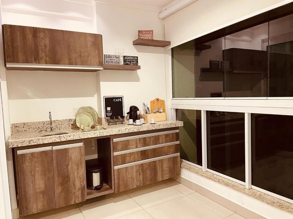2 Qts.| 4 Hosp. | Ao Lado Do Goiania Shopping Apartment Exterior foto
