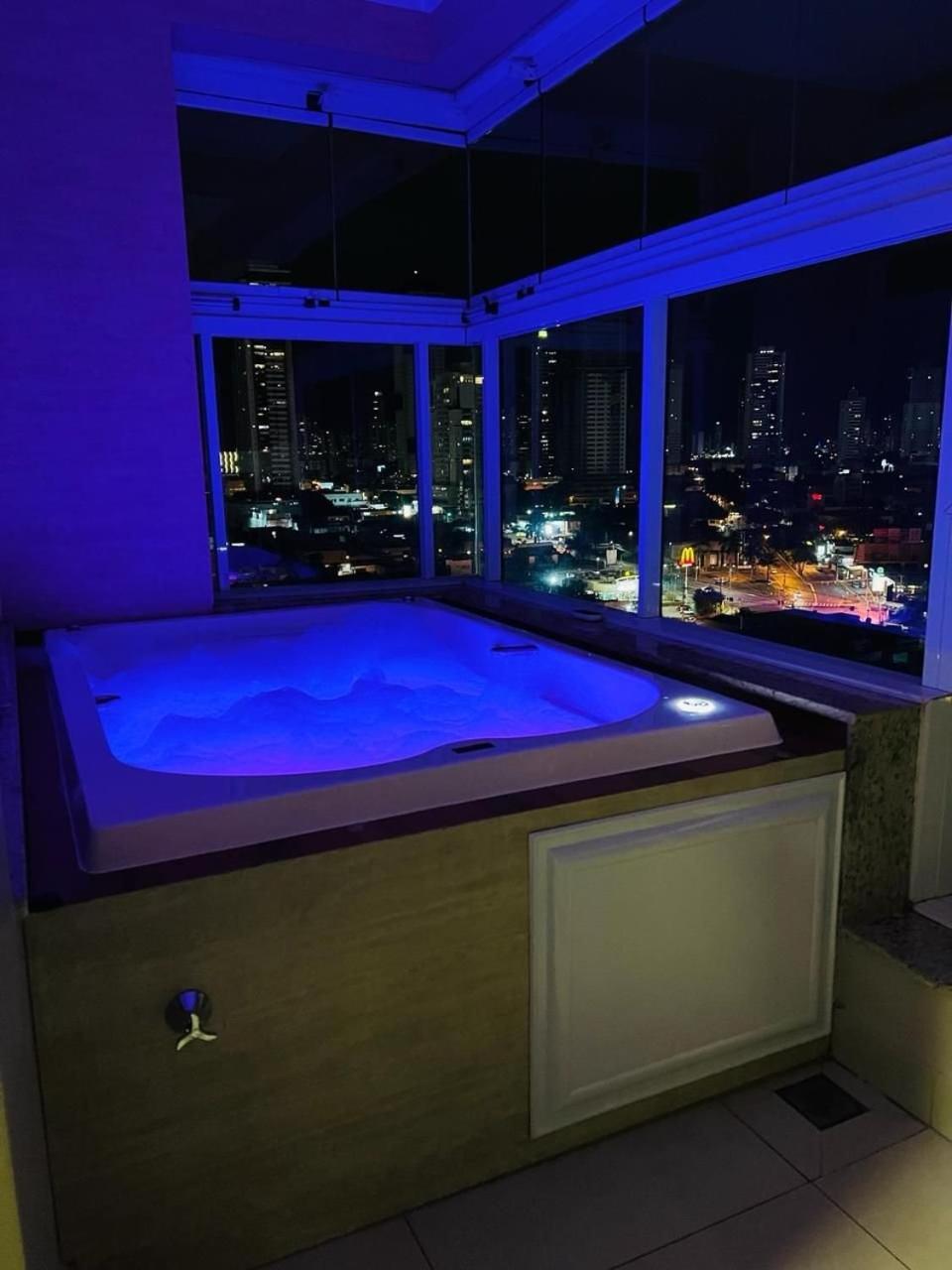 2 Qts.| 4 Hosp. | Ao Lado Do Goiania Shopping Apartment Exterior foto